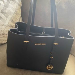 Michael Kors black leather tote purse